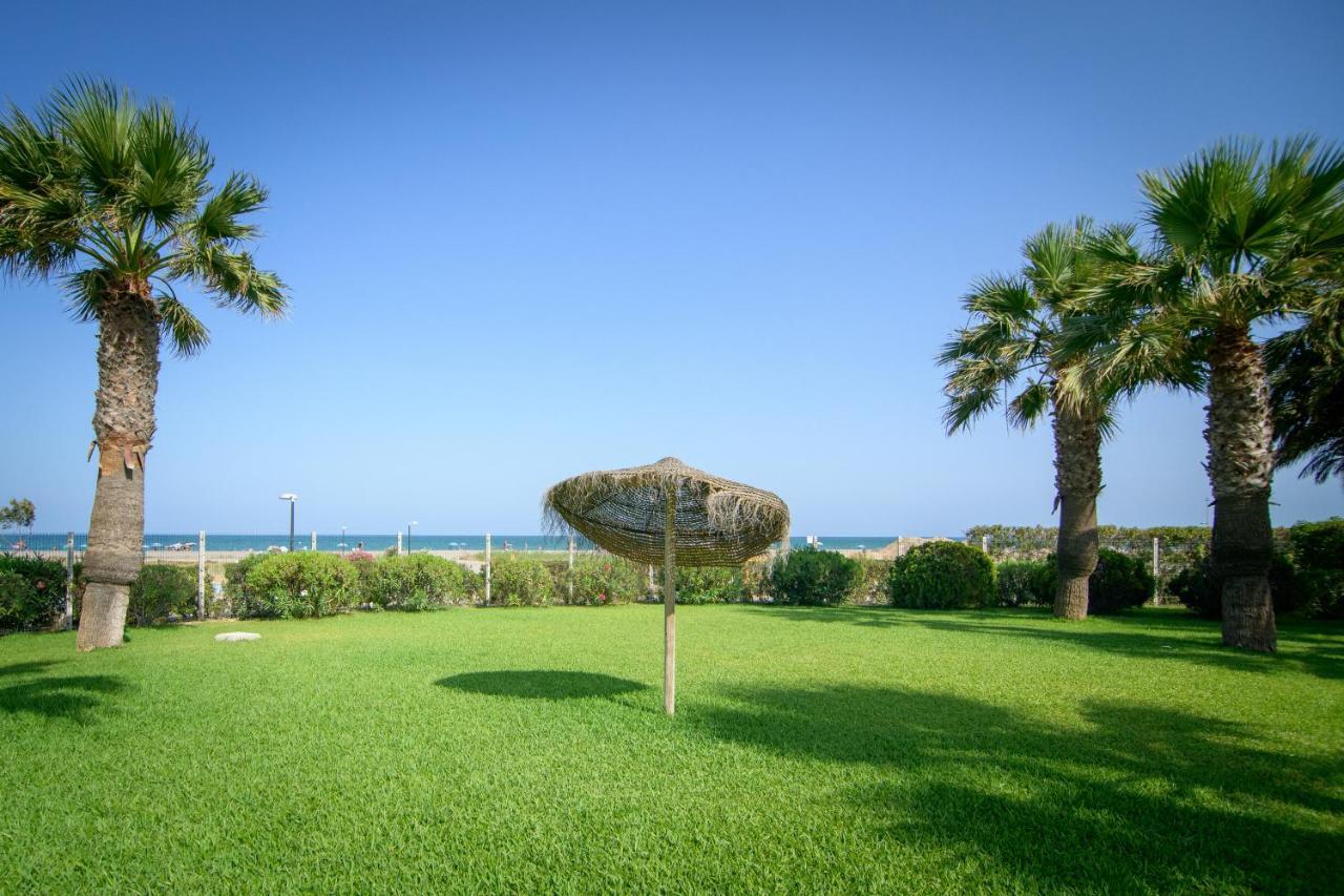 Mediterranea 4 Vera Playa Baria Tus Momentos Frente Al Mar Exterior foto